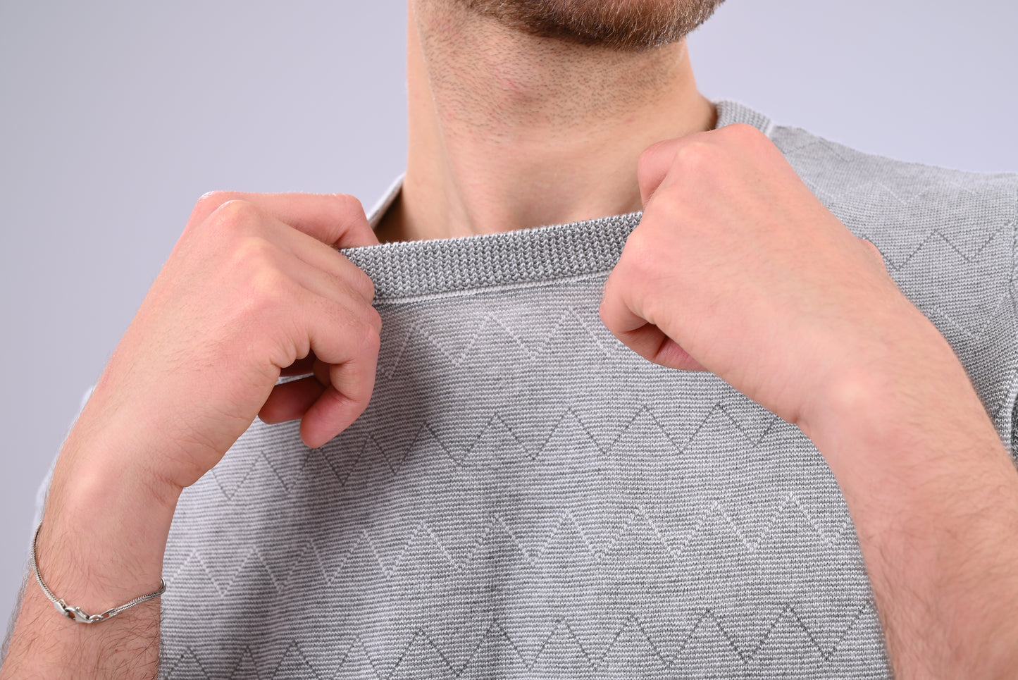 Classic Round-Neck Cotton Knit – Subtle Stripes