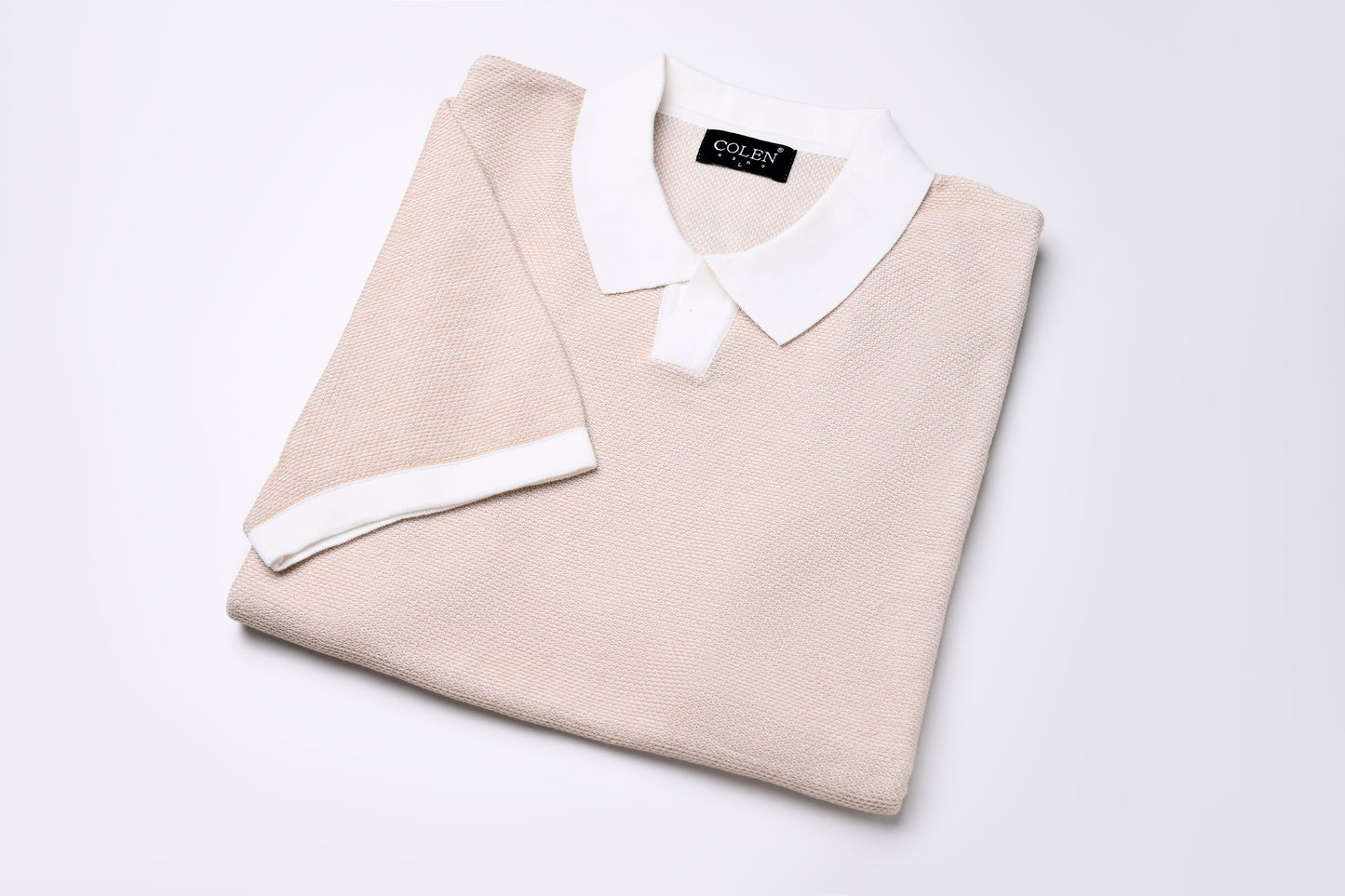 Effortless Elegance – 100% Cotton Polo Sweater with Refined Texture