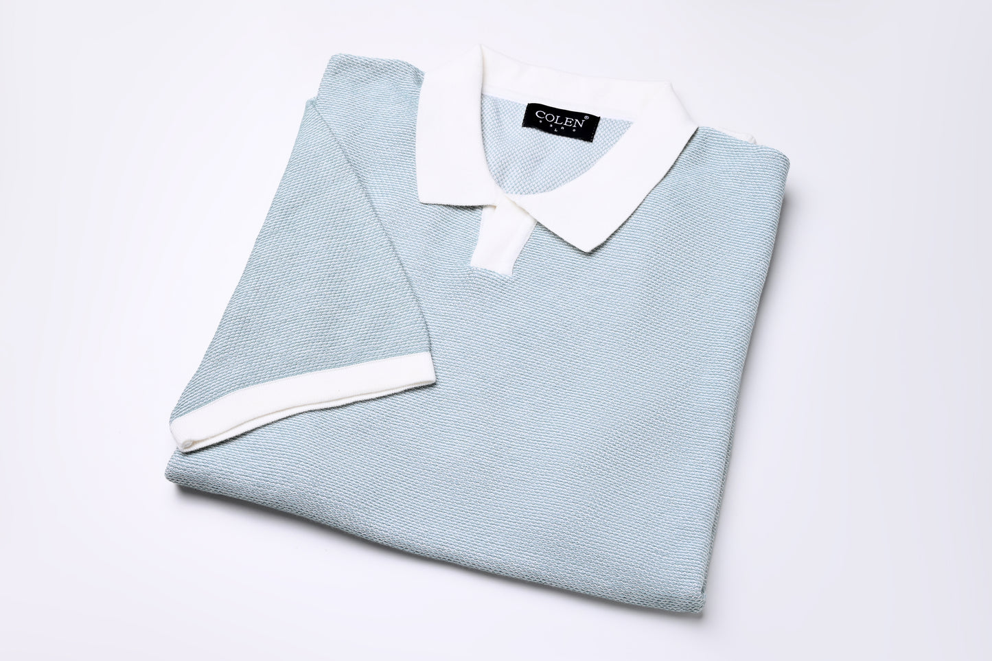 Effortless Elegance – 100% Cotton Polo Sweater with Refined Texture