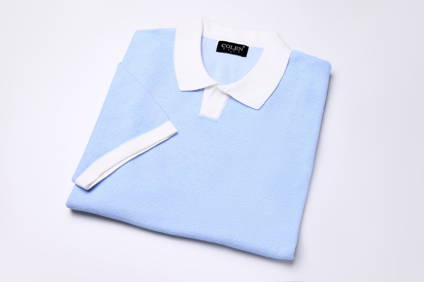 Effortless Elegance – 100% Cotton Polo Sweater with Refined Texture