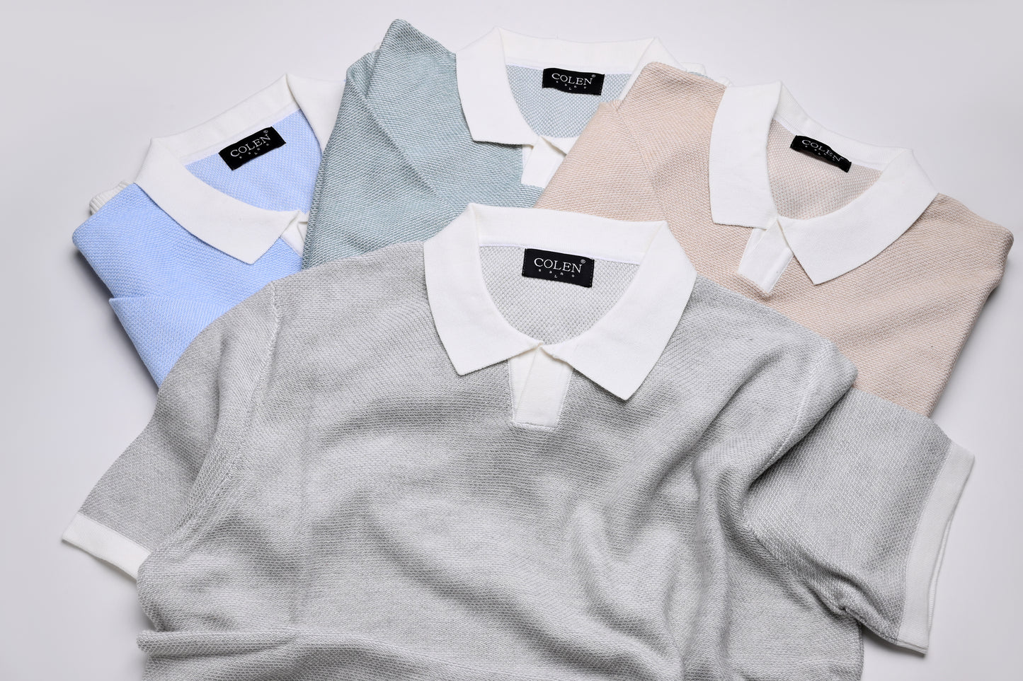 Effortless Elegance – 100% Cotton Polo Sweater with Refined Texture