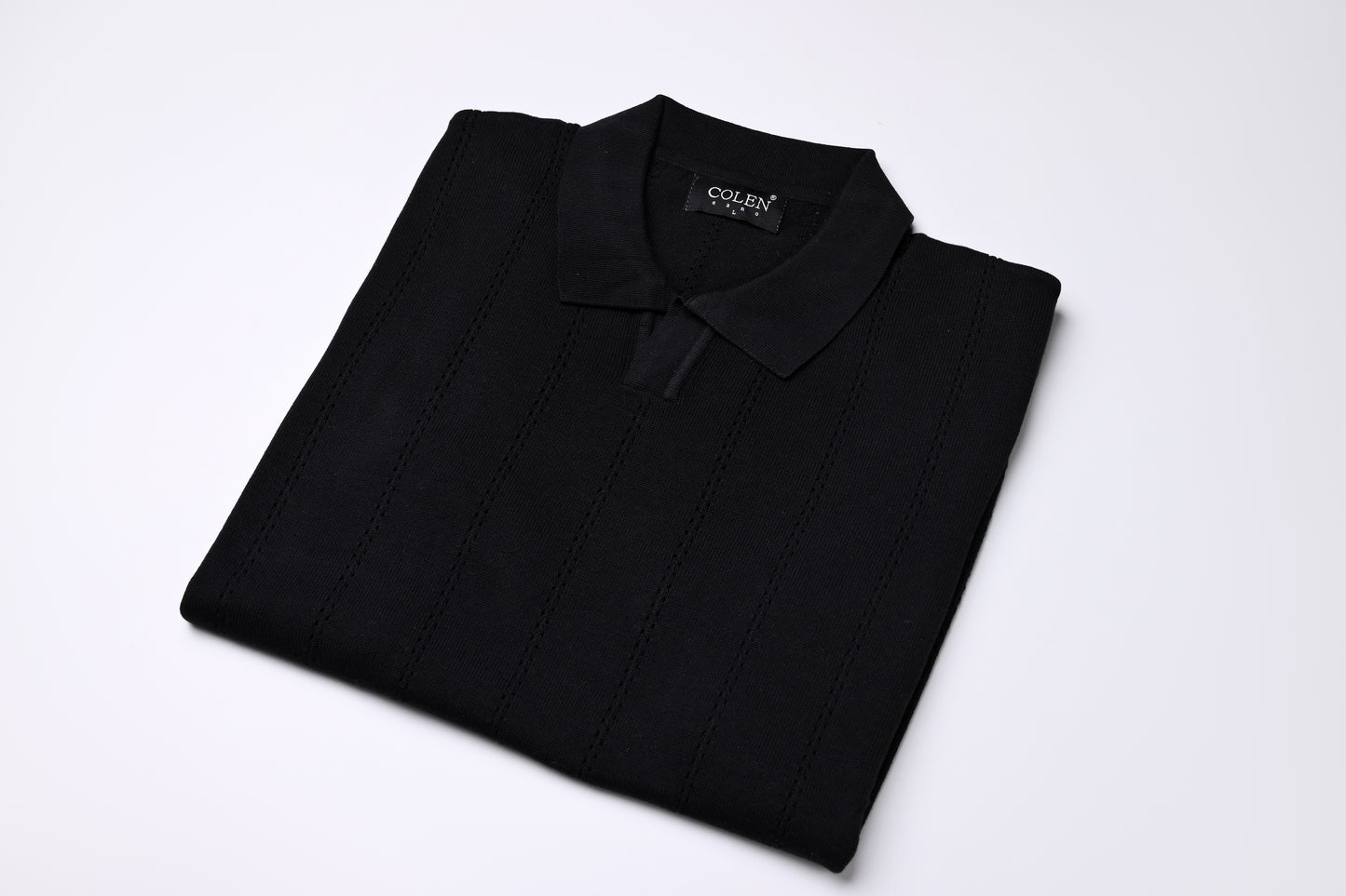 Light, Airy, Elegant – 100% Cotton Polo Sweater with Refined Openwork Detail