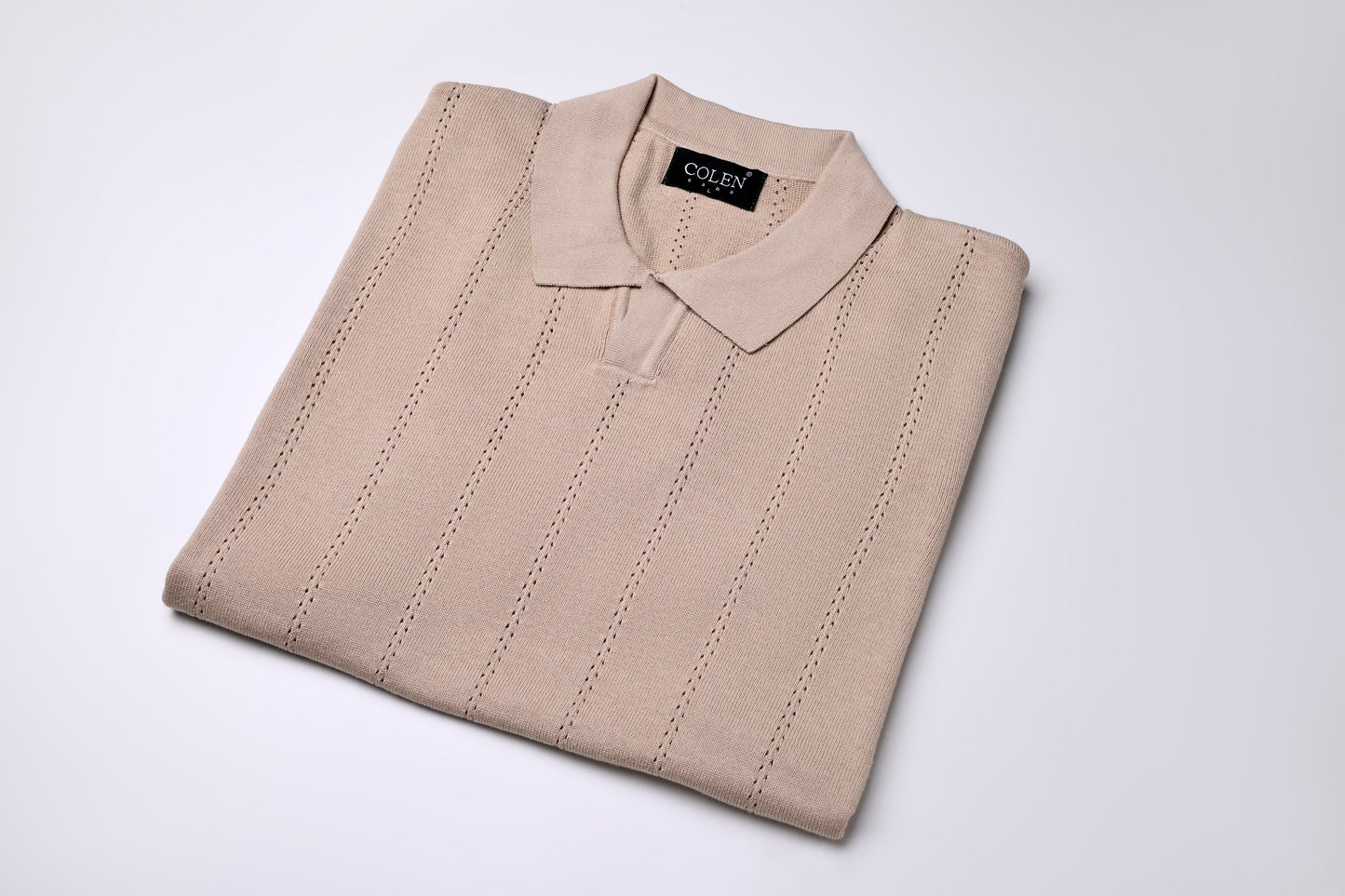Light, Airy, Elegant – 100% Cotton Polo Sweater with Refined Openwork Detail